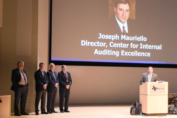Joseph Mauriello speaking at the UT Dallas Fraud Summit, an internal audit event
